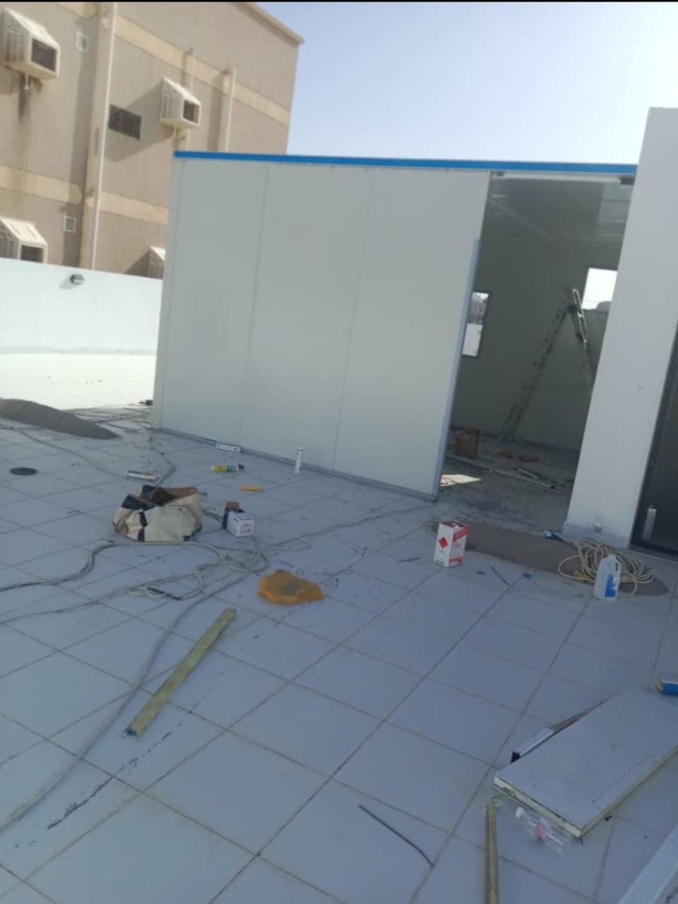 سندوتش بانل مقاوم للعوامل الجوية