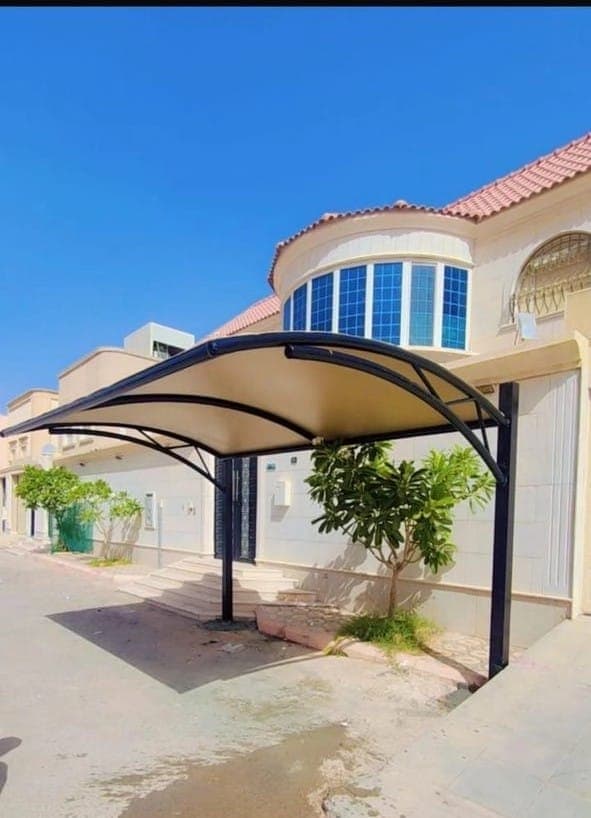 مظلات سيارات هندسية حديثة