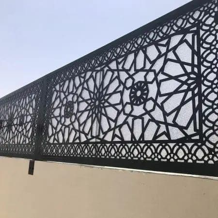 سواتر حديد ليزر لحماية المنازل