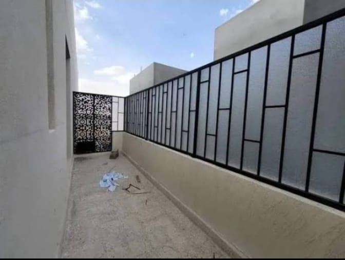 سواتر لكسان هندسية فريدة
