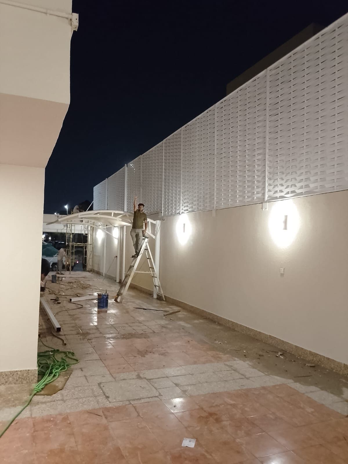 سواتر حديد مجدول لمسة فنية
